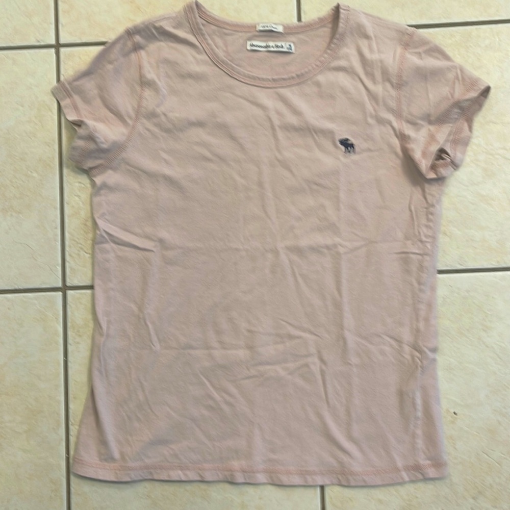 Abercrombie tee